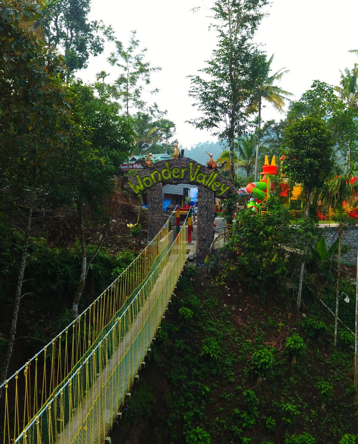 theme park near munnar